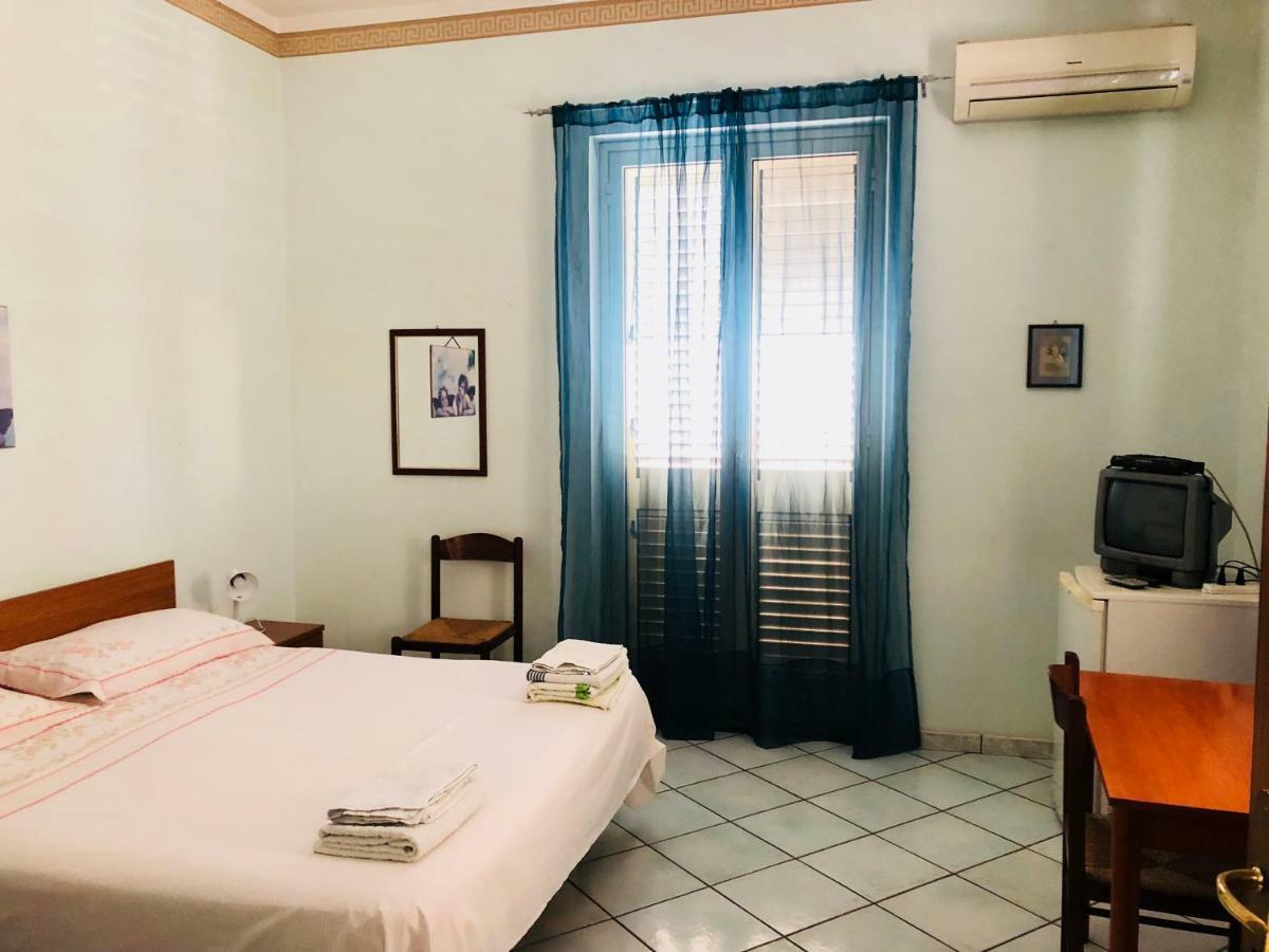 B&B Padre Pio Mascali Exterior photo